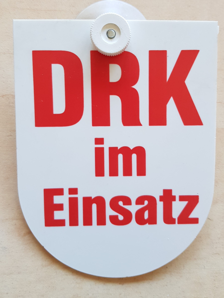 Autoplakette DRK im Einsatz